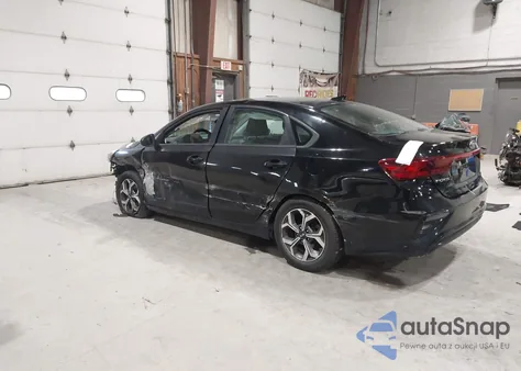 2020 Kia Forte Lxs z USA, uszkodzony, nr VIN 3KPF24AD4LE237812